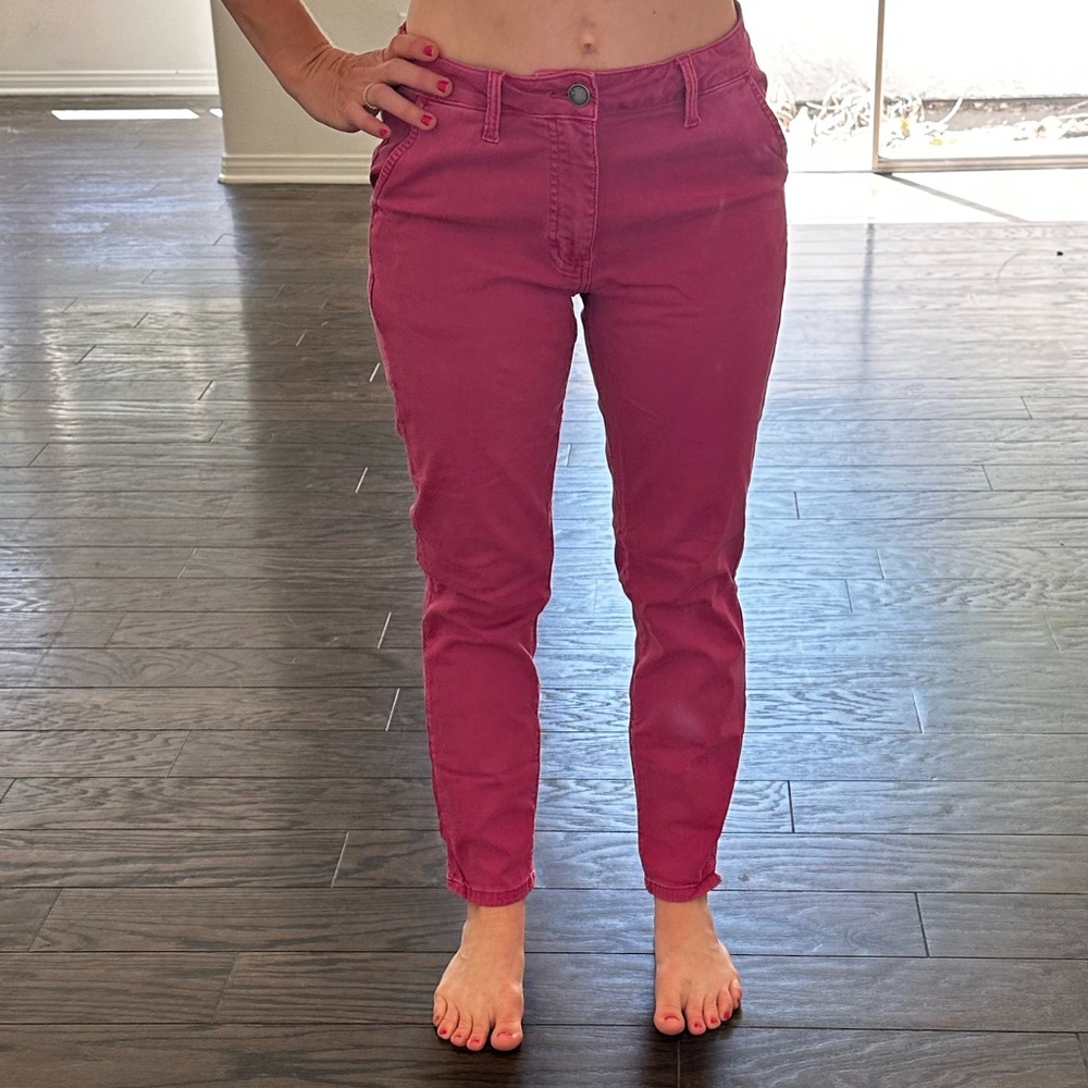 Women's Pink Ankle Jeans